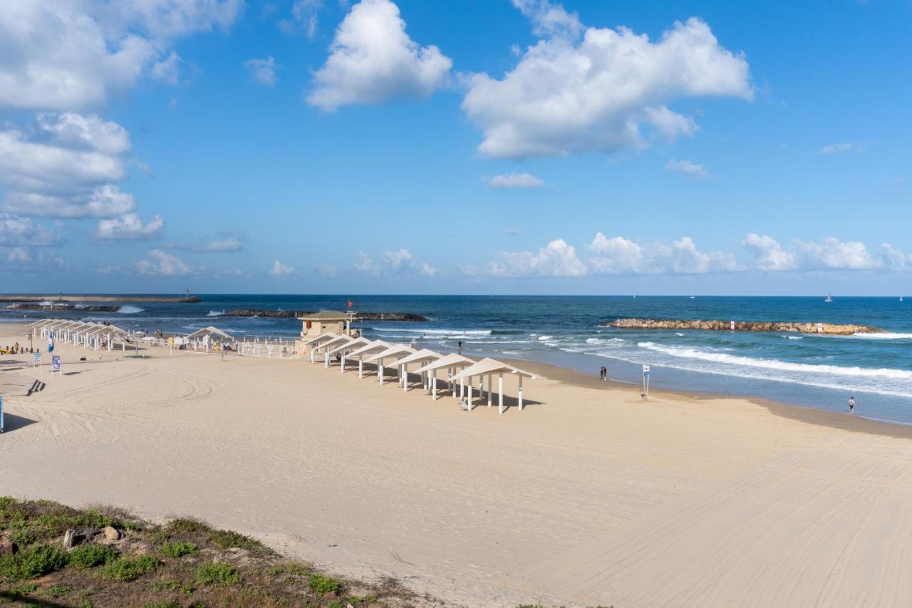 Beachfront Boutique Apartment Herzelia Екстериор снимка