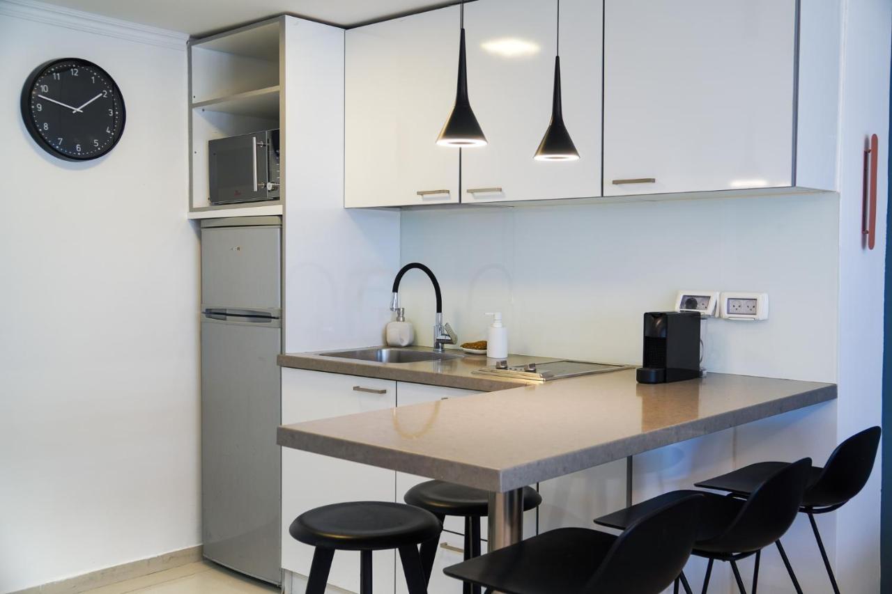 Beachfront Boutique Apartment Herzelia Екстериор снимка